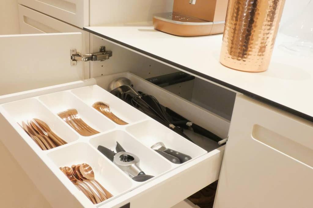 Exquisite Apartment, Most Convenient Location, Apt 5. Copenaghen Esterno foto